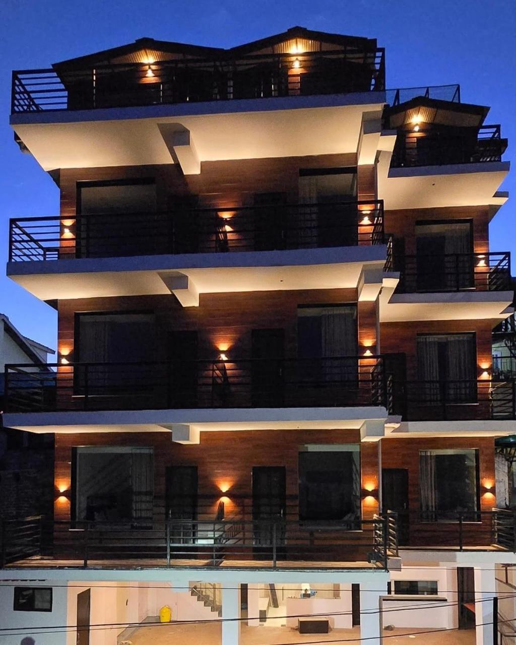Bed and Breakfast Ambrosia Grand Shimla Zewnętrze zdjęcie